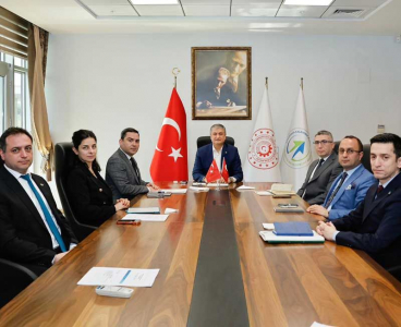Vali Yavuz, Çukurova Kalkınma Ajansı'nda yatırımlarla ilgili bilgiler aldı